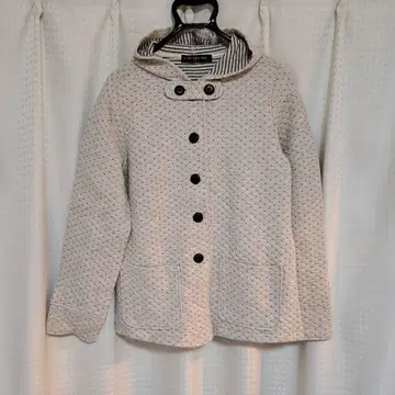 최종 가격 인하 NERVEUX FEMME 퀼팅 자켓 L