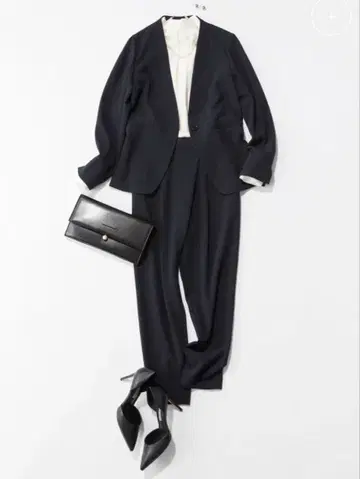 SOEJU 턱 팬츠 구형 모델 네이비