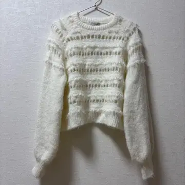 JEANASIS 샤기 홀 디자인 숏 니트