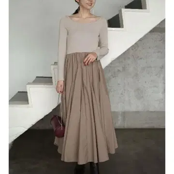 anuans 아뉴앙스 니트 도킹 플레어 원피스