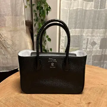 A.D.M.J. 미니 토트백 블랙 고급 천연 가죽 심플 일본제