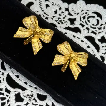 골드 톤 리본 빈티지 귀걸이