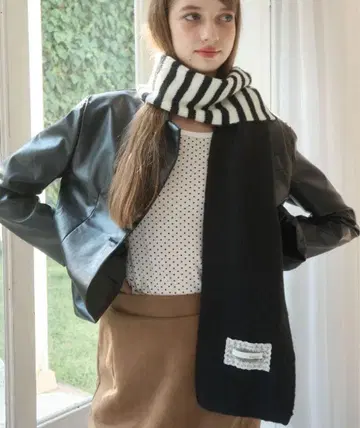 스트라이프 니트 머플러 / Striped knit scarf