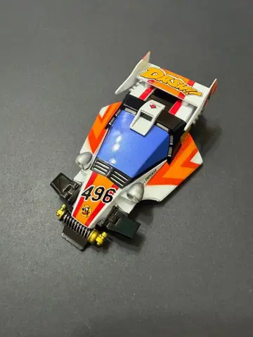 미니 사륜구동 돌진 1호 엠퍼러 플라스틱 바디 페인팅 완료