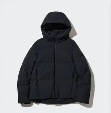 유니클로 여성용 심리스 다운 후드티 S 블랙