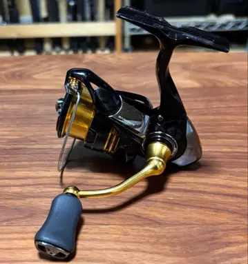 다이와 23 레갈리스 LT2000S-P 스피닝 릴