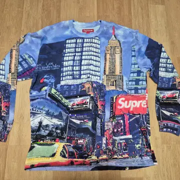 Supreme シュプリーム スカイラインシークイーンロングスリーブデー