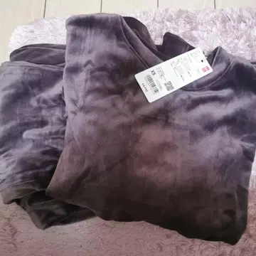 [택 포함 새상품] UNIQLO 울트라 스트레치 스무스 세트 퍼플