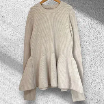 Mila Owen 미라 오웬 A라인 실루엣 구축 플레어 니트 풀오버 S