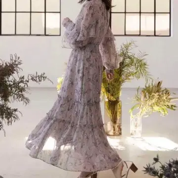 Apuweiser-riche 뉴앙스 플라워 프린트 원피스