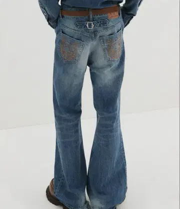 MUSINSA 플레어 데님 DNSR