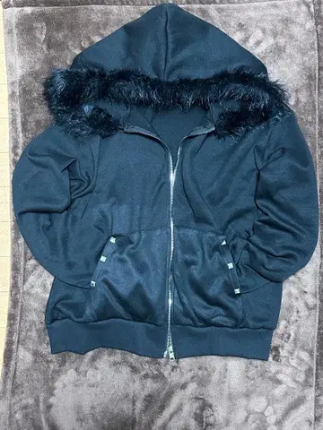 퍼가 달린 후드 다크 블루 후드티