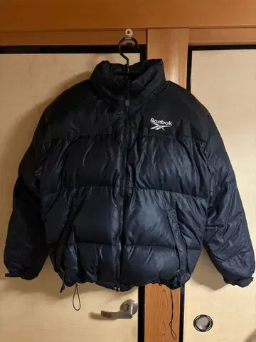 Reebok 다운 자켓 눕시 90s 블랙 M 사이즈