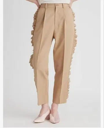 FURFUR 사이드프릴 팬츠 블랙