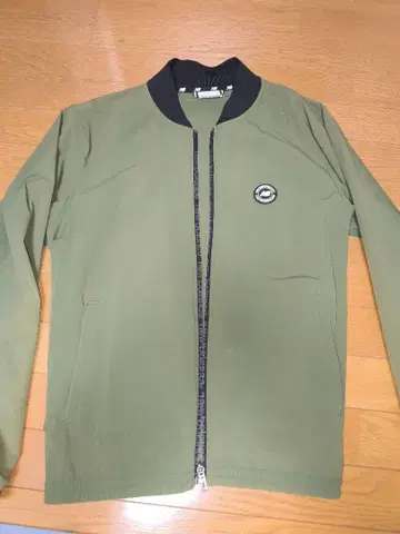 뉴발란스 우븐 봄버 자켓