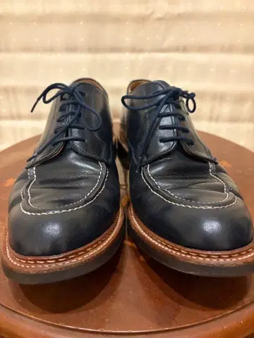 네이비 가죽 윙팁 드레스 슈즈