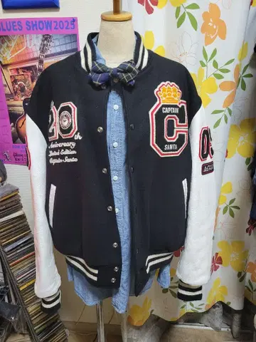 미국제 CAPTAIN SANTA 20주년 기념 바시티 자켓 XL