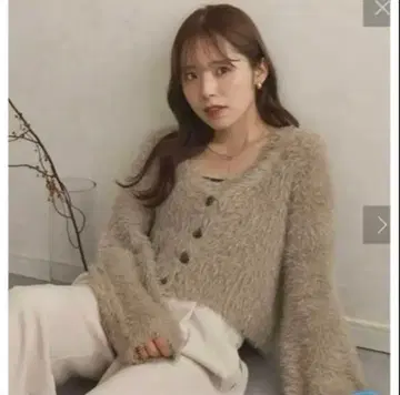 Thevon [Mayu 기획] 라메 샤기 니트 베스트 x 가디건 그레이지