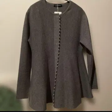 모조 진주 페플럼 풀오버 그린 라벨 새상품급