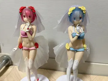 라무 & 렘 웨딩 드레스 피규어 세트