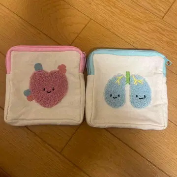 하트와 폐 디자인의 소형 파우치 세트