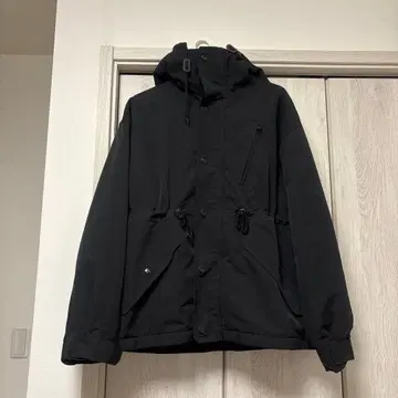 코엔 마운틴 후드티 블랙