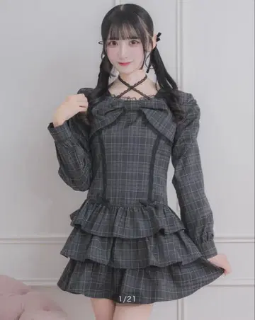 pium 프론트 리본 티어드 미니 원피스