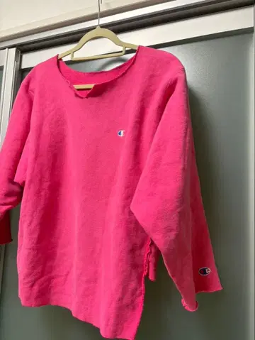 구제 의류 리메이크 Champion 챔피온 핑크 맨투맨