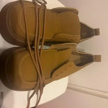 브라운 통굽 슬립온 스니커즈