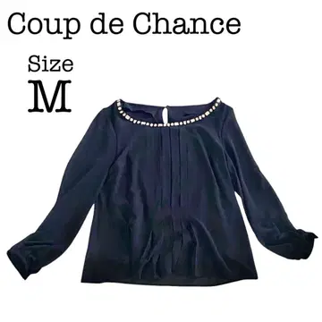 쿠 드 샹스 비쥬 블라우스 M 사이즈 블랙 화려함 착용 사진 있음