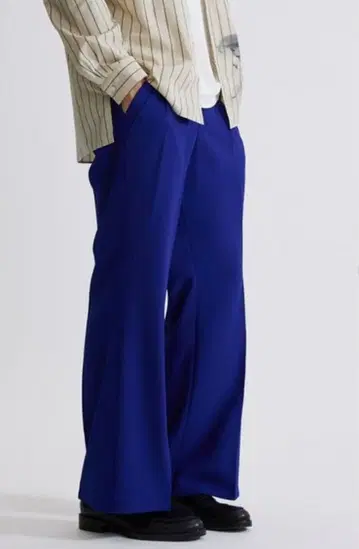 드레이프 칼제 와이드 플레어 슬랙스