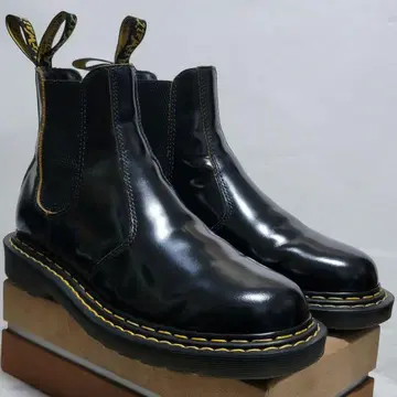 닥터마틴 더블 스티치