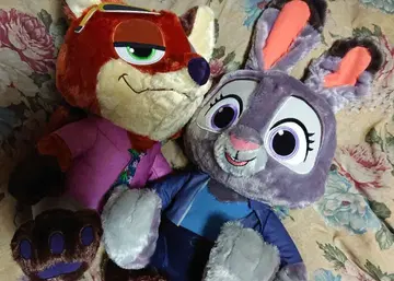 디즈니 주토피아2 슈퍼 라지 봉제 인형 닉 주디 세트