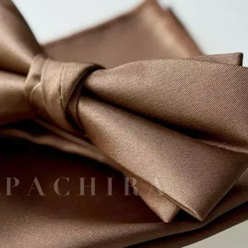 - 나비 넥타이 치프 브라운 광택 남성용 턱시도