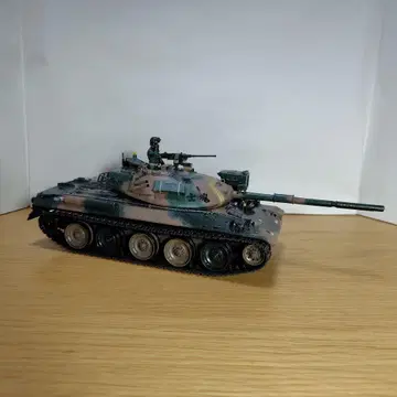 타미야 74식 탱크 1/35 스케일