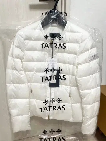타트라스 다운 자켓 브레바 화이트