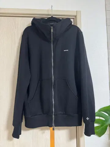 TATRAS 블랙 집업 후디 사이즈 3