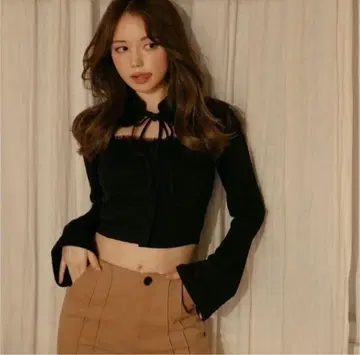 andmary bibi ribbon tops 앤드마리 black