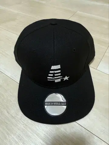 메이드인월드 OTTO 스냅백 캡 (4) 블랙
