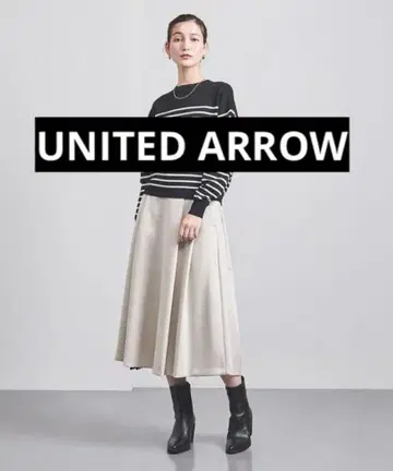UNITED ARROWS T/R 턱 볼륨 스커트