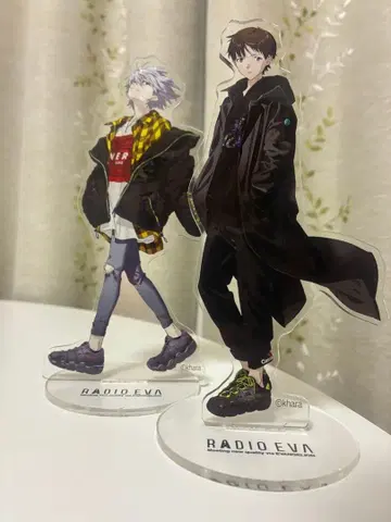 RADIO EVA 아크릴 스탠드 2체 세트