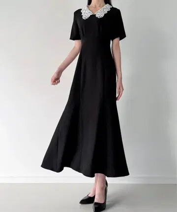 JUNOAH 레이스 옷깃 플레어 머메이드 원피스 블랙