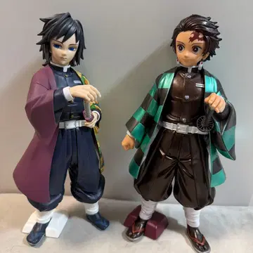 Grandista 귀멸의 칼날 카마도 탄지로 토미오카 기유 피규어 세트