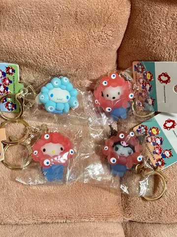 산리오 포차코 시나모롤 키티 키링 4개 세트