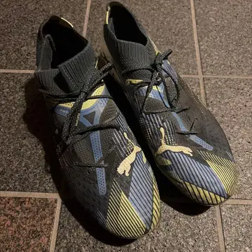 푸마 퓨처 7 얼티밋 축구화 27.5cm
