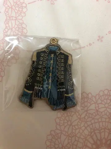 트위스테 플로이드 의상 자수 참 프레풀 플레이풀랜드