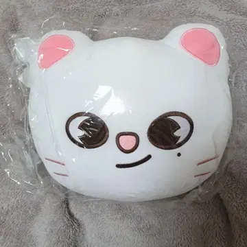 [미개봉 새상품] SKZOO 지니레트 쿠션