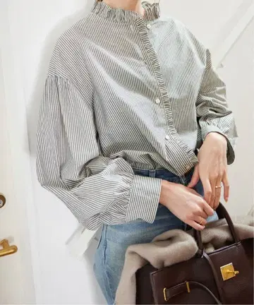 SLOBE IENA 미니 프릴 블라우스