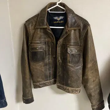 HN.PILOT 브라운 가죽 재킷