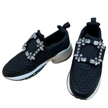 [컨디션 최상] 반짝이는 비쥬 스니커즈 23.5cm